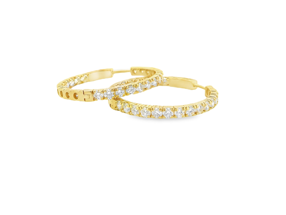 Elegant 14K Gold Hoop Earrings