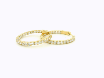 Elegant 14K Gold Hoop Earrings